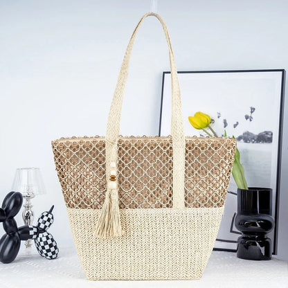 Minimalist Large Straw Shoulder Bag